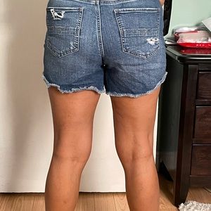 Stretchy comfortable jean shorts